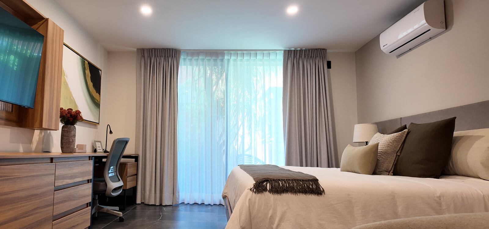 Cortinería Shades Drapery